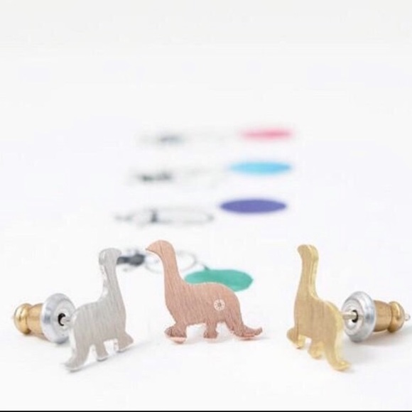 ⭐️ Dainty Silver Dinosaur Earrings ⭐️ 2 for $15❗️ - Picture 2 of 4